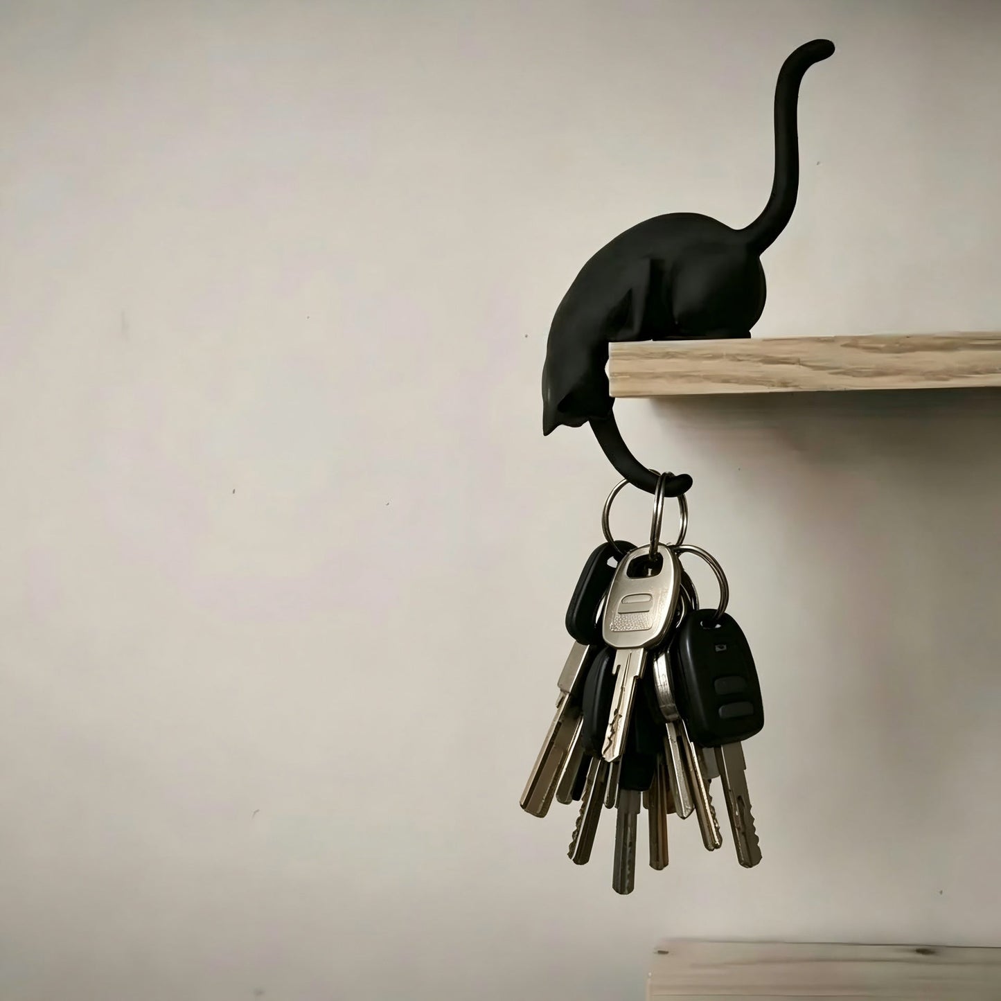 🐈‍Søt kattefigur til bokhyllen med LED-lampe - Søt dekorasjon til bokhyllen og praktisk nøkkelholder