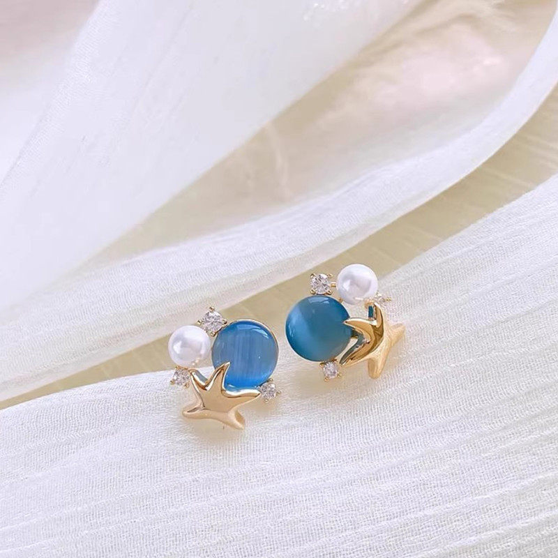 Ocean Vibes Starfish Earrings - Blue Cabochon & Pearl Studs